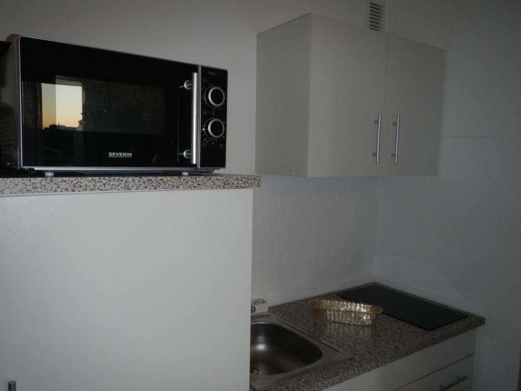 Sonniges Modernes Appartement Hoehenberg Köln Eksteriør billede