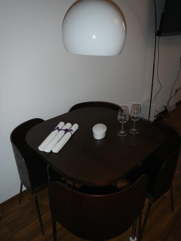 Sonniges Modernes Appartement Hoehenberg Köln Eksteriør billede