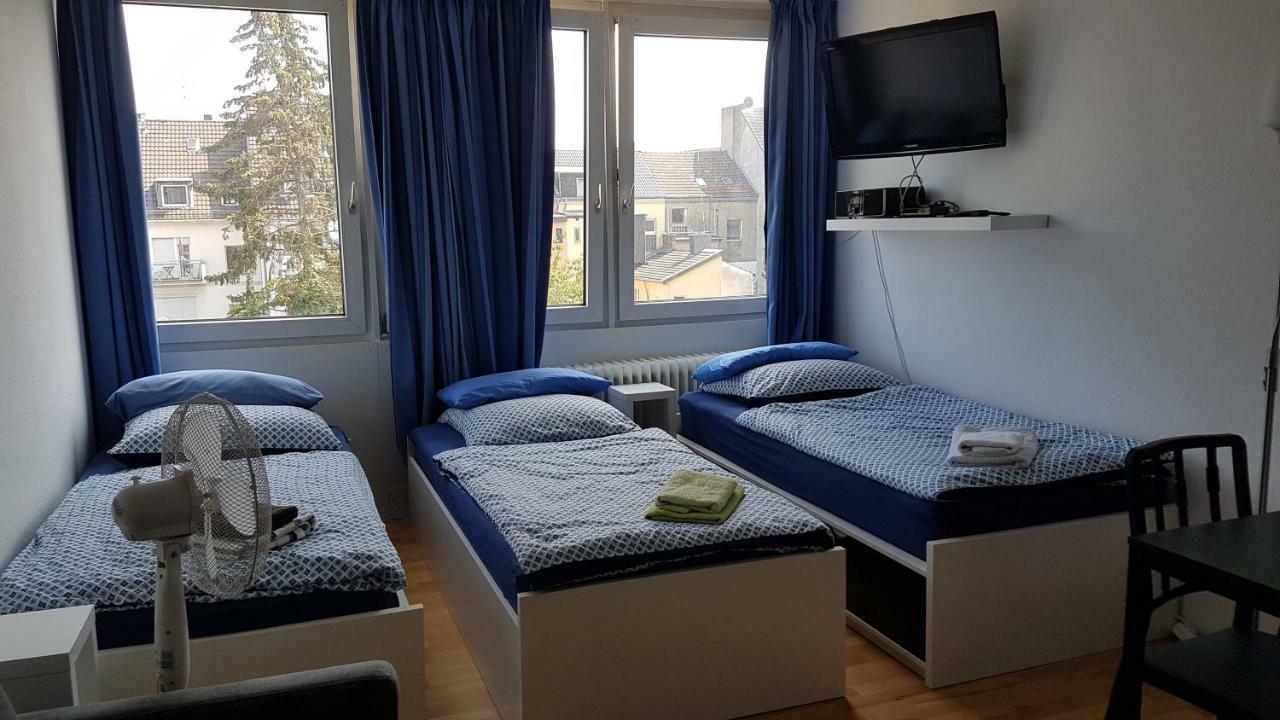 Sonniges Modernes Appartement Hoehenberg Köln Eksteriør billede