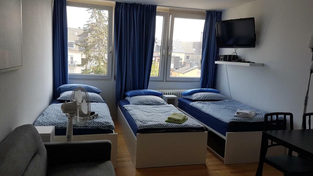 Sonniges Modernes Appartement Hoehenberg Köln Eksteriør billede