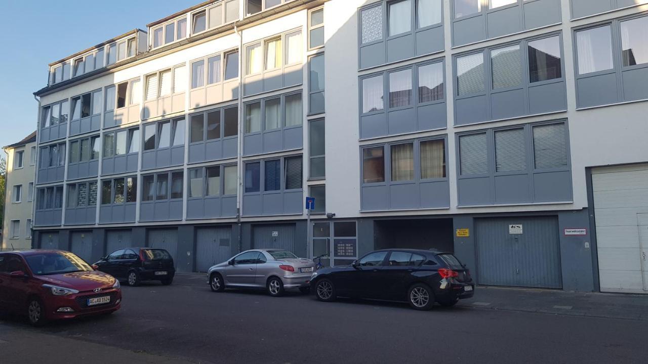 Sonniges Modernes Appartement Hoehenberg Köln Eksteriør billede